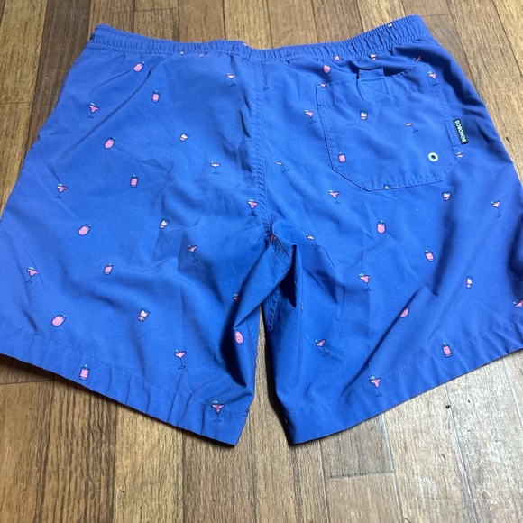 Bonobos - Picture 4 of 5